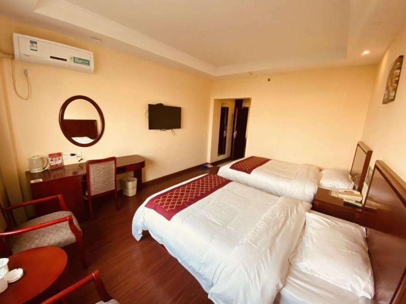 Greentree Inn Huai'An Bus Station Golden Eagle Xinya Huaihai Road Business Hotel Buitenkant foto