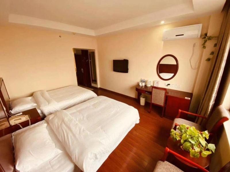 Greentree Inn Huai'An Bus Station Golden Eagle Xinya Huaihai Road Business Hotel Buitenkant foto