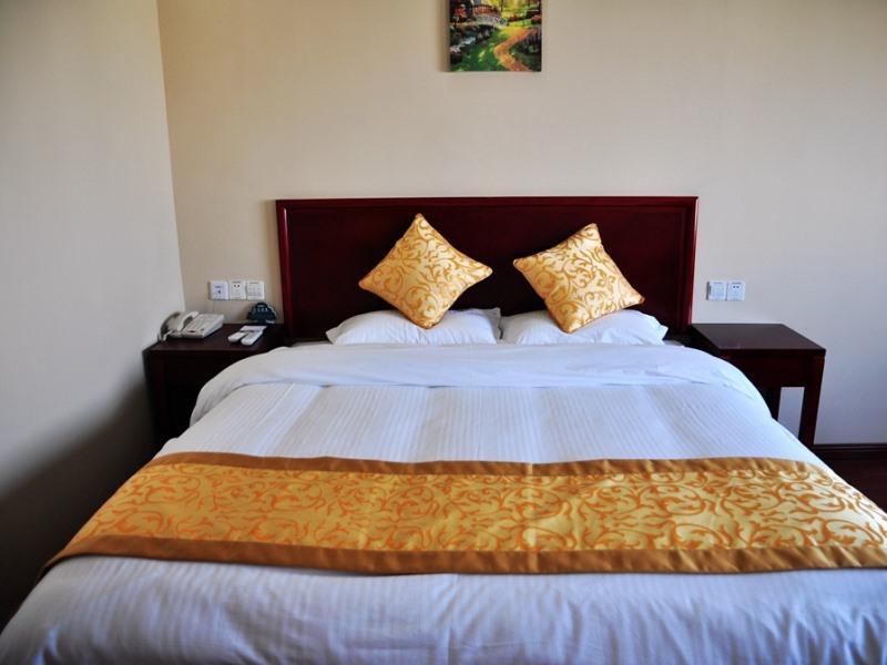 Greentree Inn Huai'An Bus Station Golden Eagle Xinya Huaihai Road Business Hotel Buitenkant foto