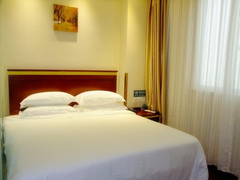 Greentree Inn Huai'An Bus Station Golden Eagle Xinya Huaihai Road Business Hotel Buitenkant foto