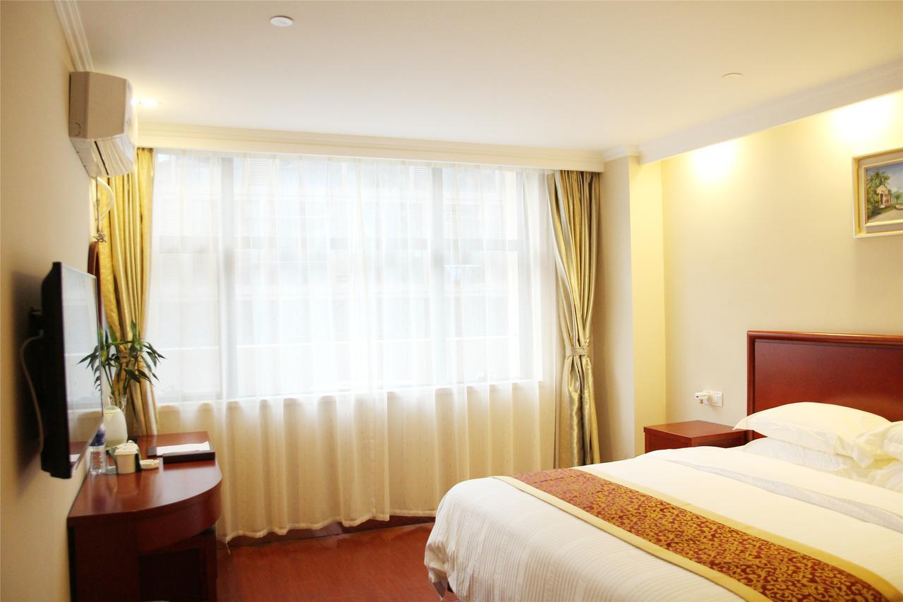 Greentree Inn Huai'An Bus Station Golden Eagle Xinya Huaihai Road Business Hotel Buitenkant foto