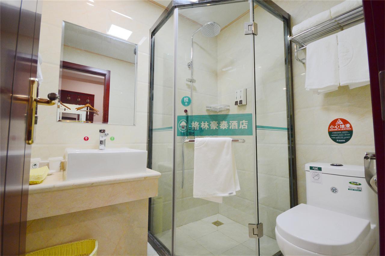 Greentree Inn Huai'An Bus Station Golden Eagle Xinya Huaihai Road Business Hotel Buitenkant foto