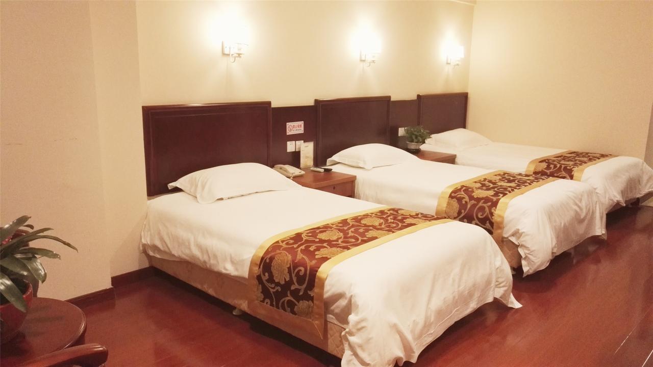Greentree Inn Huai'An Bus Station Golden Eagle Xinya Huaihai Road Business Hotel Buitenkant foto