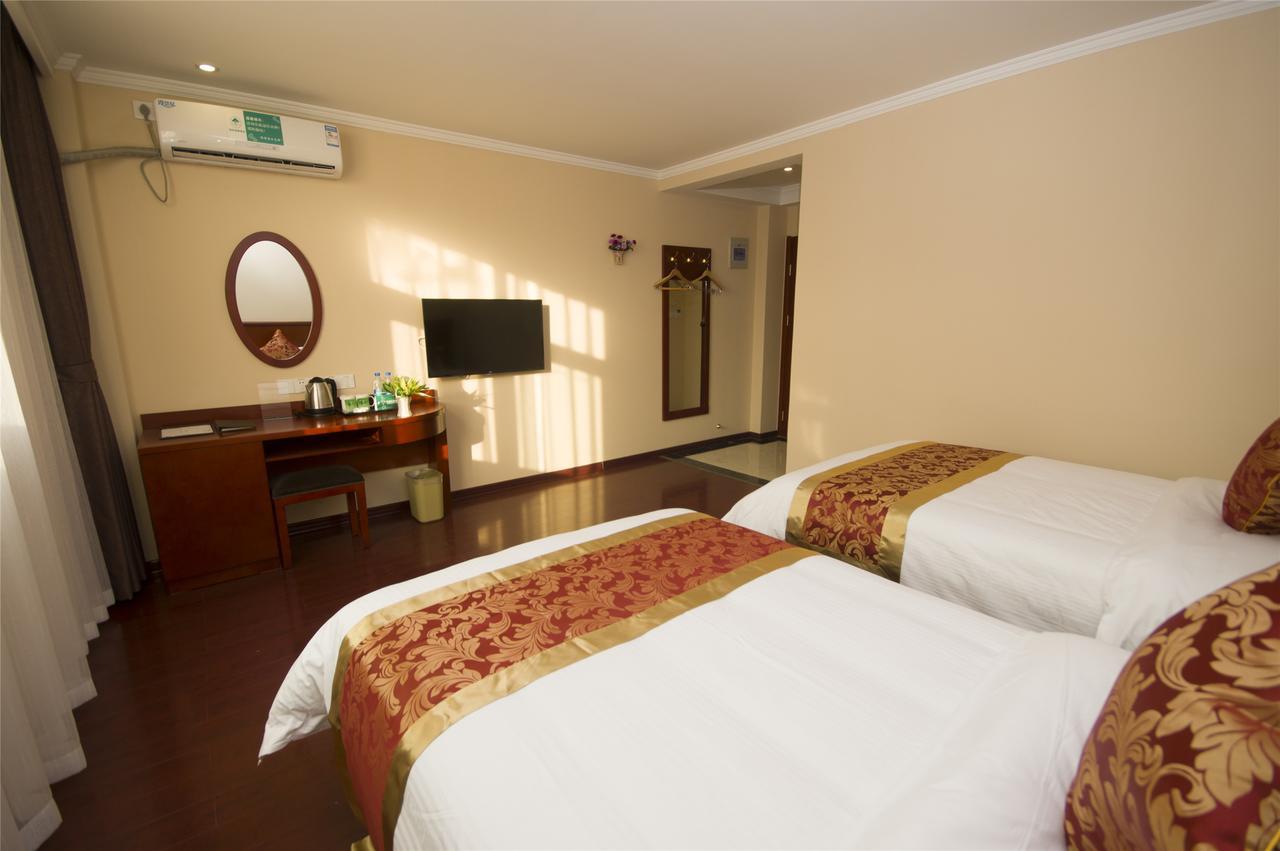 Greentree Inn Huai'An Bus Station Golden Eagle Xinya Huaihai Road Business Hotel Buitenkant foto